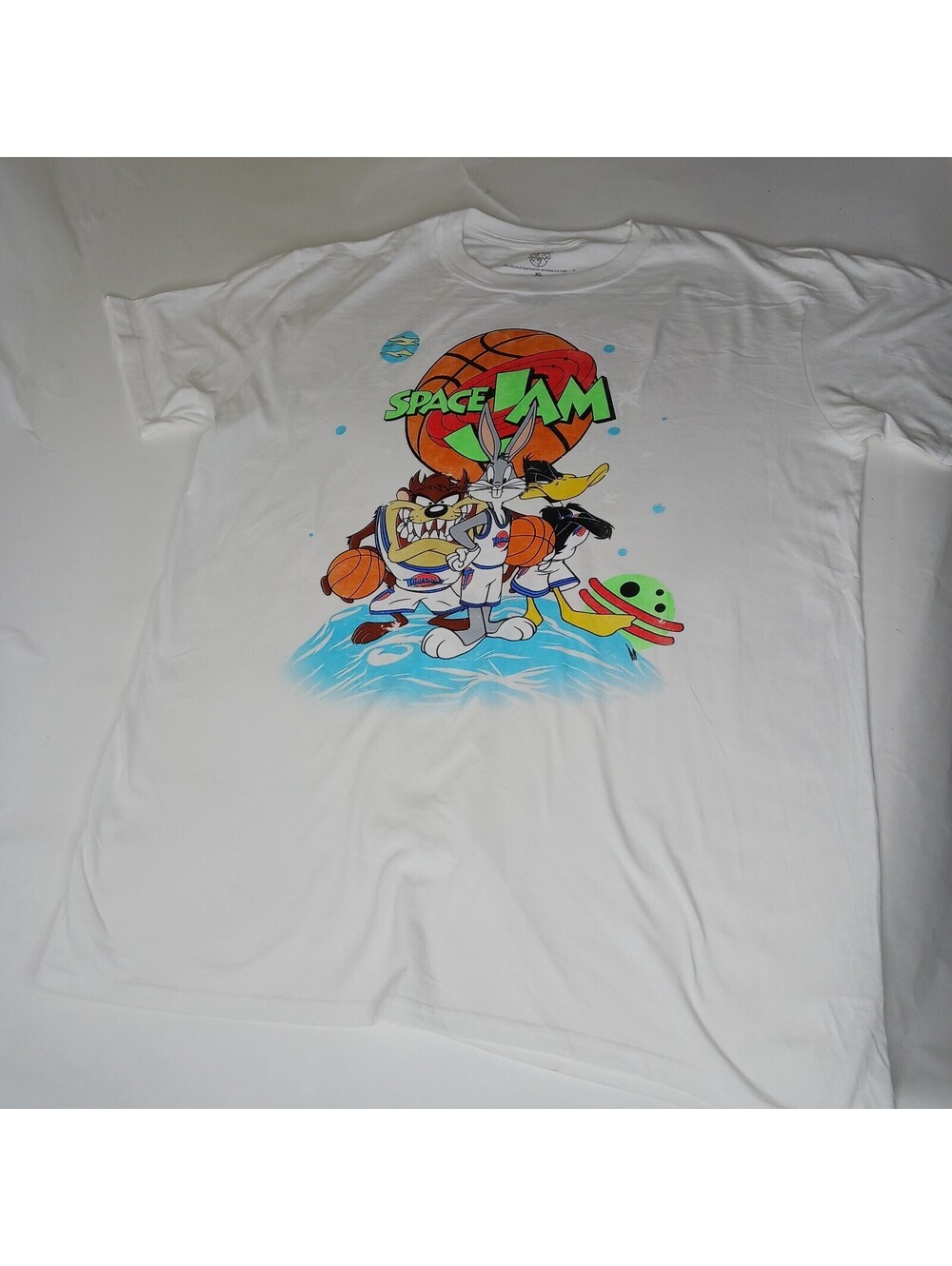 Retro Space Jam Tune Squad Short Sleeve T-Shirt, White Bugs Taz Daffy.  Size XL